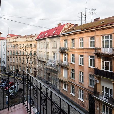 Ferienwohnung Romari Два Поверхи Lemberg Exterior foto