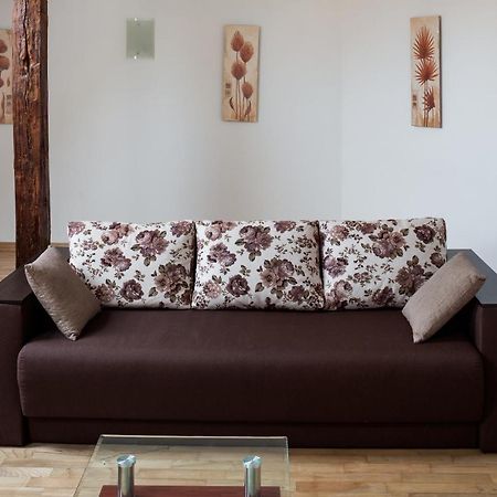 Ferienwohnung Romari Два Поверхи Lemberg Exterior foto