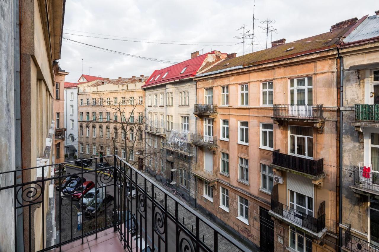Ferienwohnung Romari Два Поверхи Lemberg Exterior foto