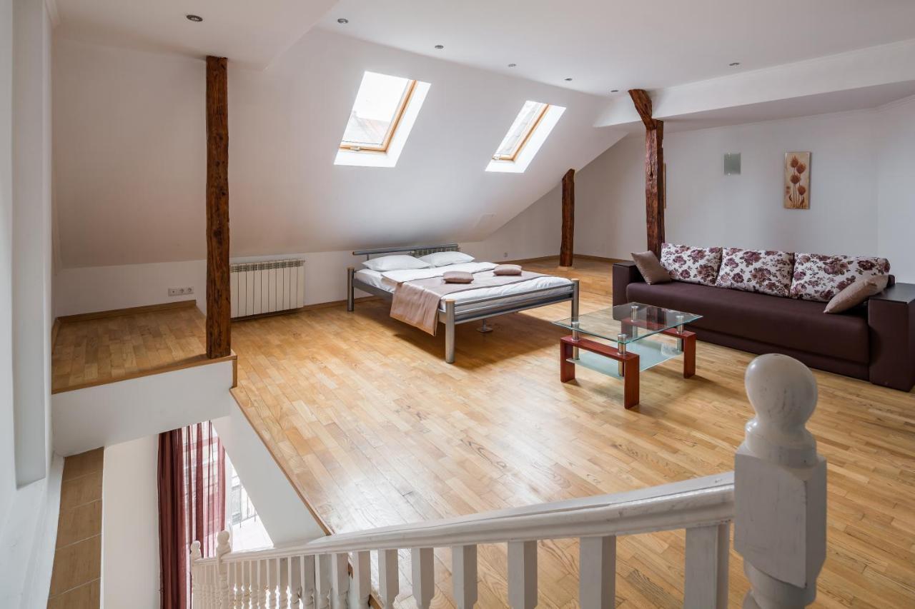 Ferienwohnung Romari Два Поверхи Lemberg Exterior foto