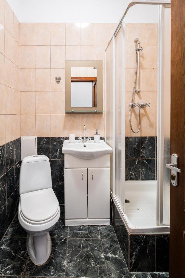 Ferienwohnung Romari Два Поверхи Lemberg Exterior foto