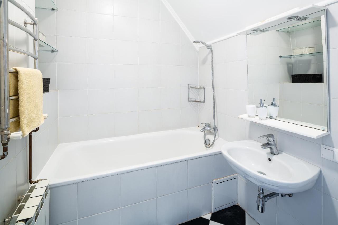 Ferienwohnung Romari Два Поверхи Lemberg Exterior foto